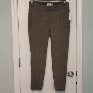 Old Navy pull-on skinny pants